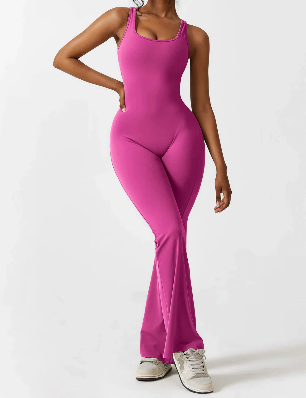 Verité | Elegante V-Back Jumpsuit